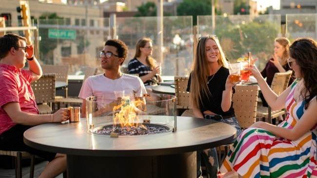 Sioux Falls rooftop bar