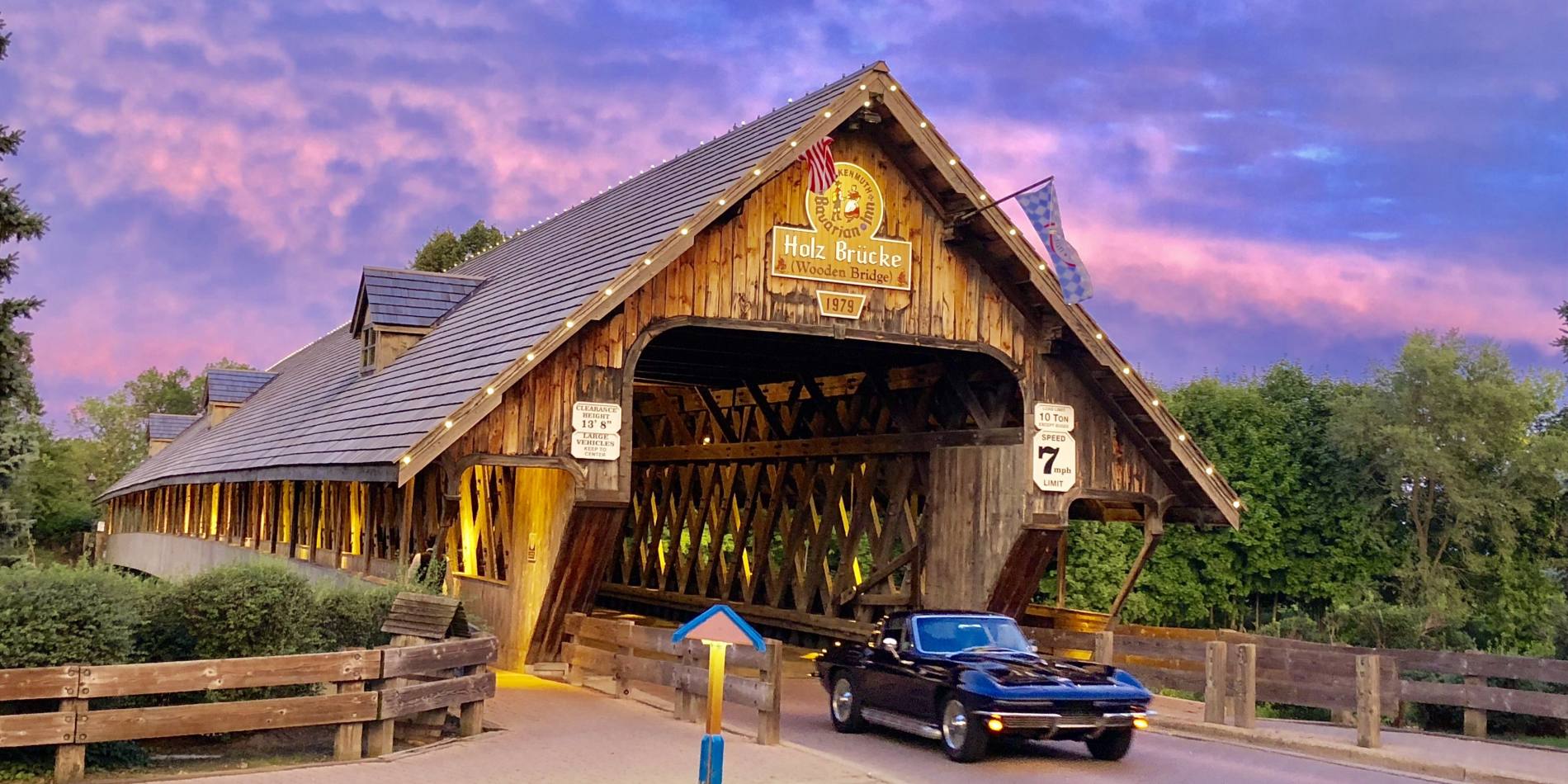 Holz-Brücke Wooden Bridge